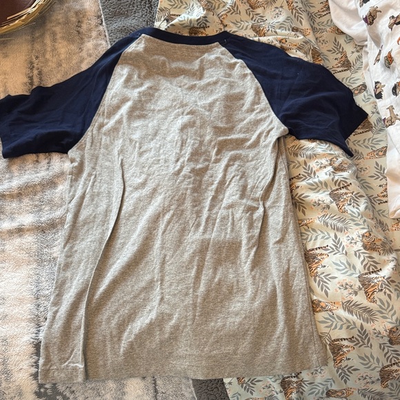 Polo by Ralph Lauren Kids Gray and Navy Raglan Tee - Picture 4 of 4